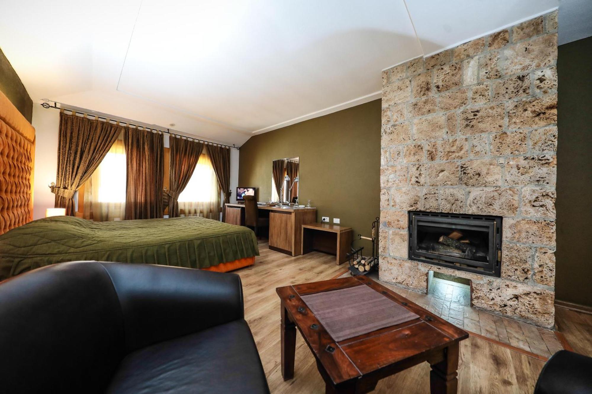 Hotel Carshia E Jupave Gjakova Экстерьер фото