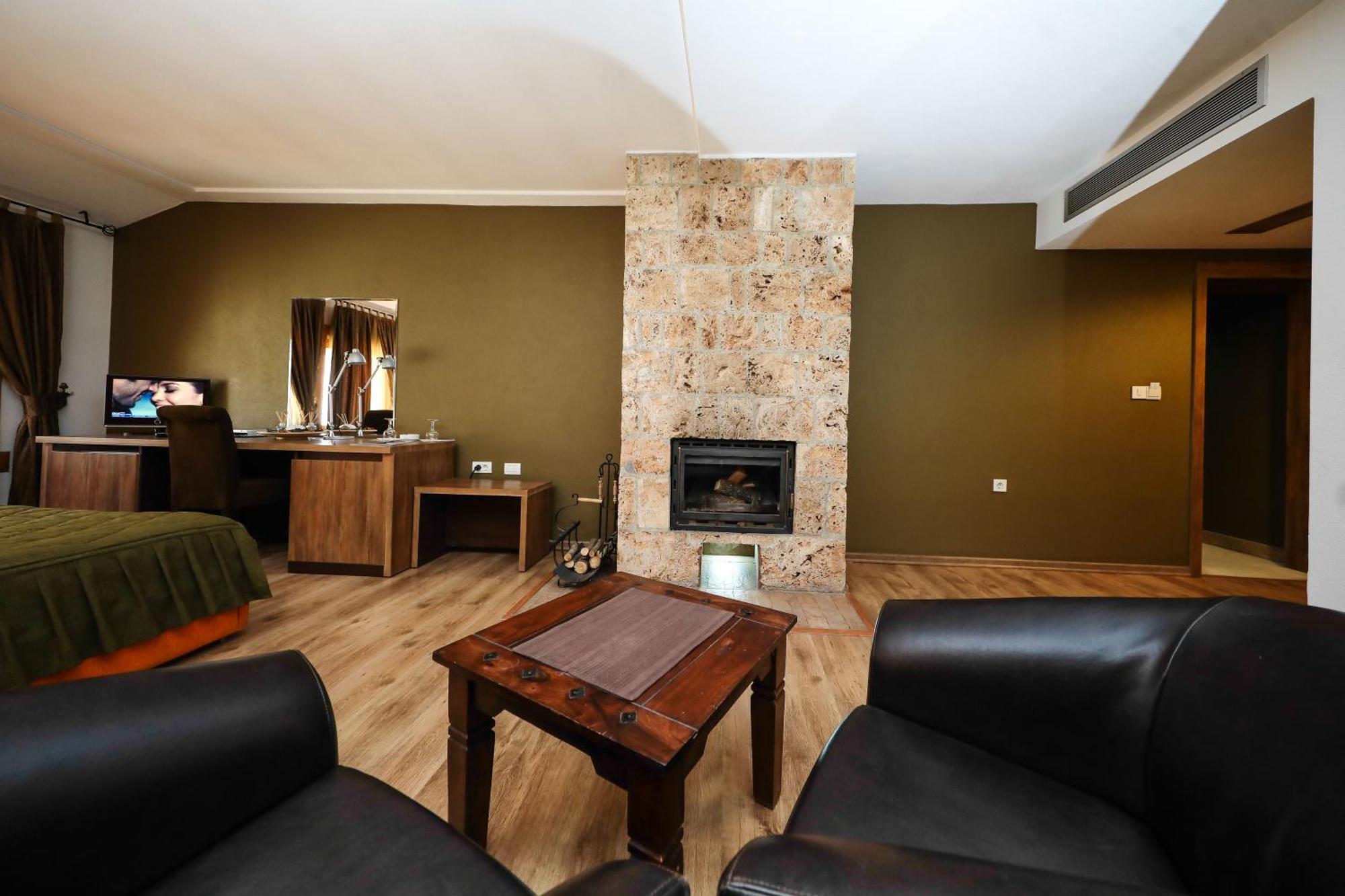 Hotel Carshia E Jupave Gjakova Экстерьер фото